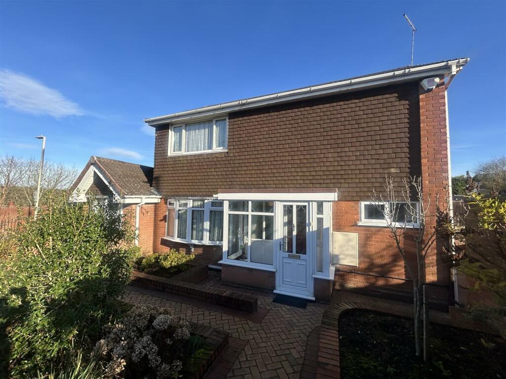 Additional image 27 of Fairmile Road, Halesowen