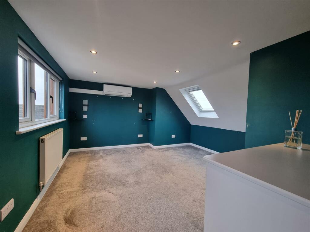 Additional image 16 of Middle Lane, Wythall