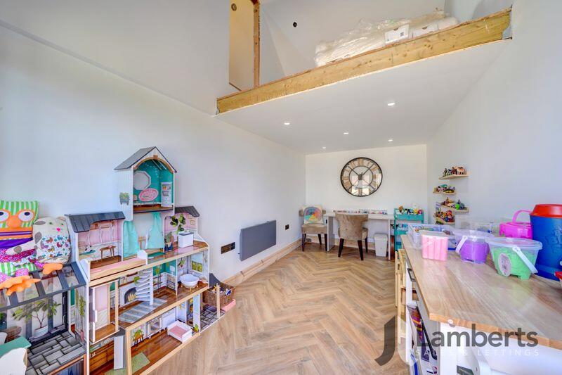 Additional image 34 of Droitwich Road, Hanbury