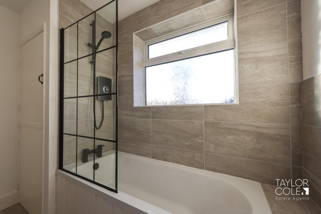 Additional image 16 of Tamworth Road, Kettlebrook