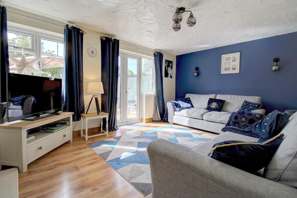 Additional image 4 of Redlake, Tamworth, B77