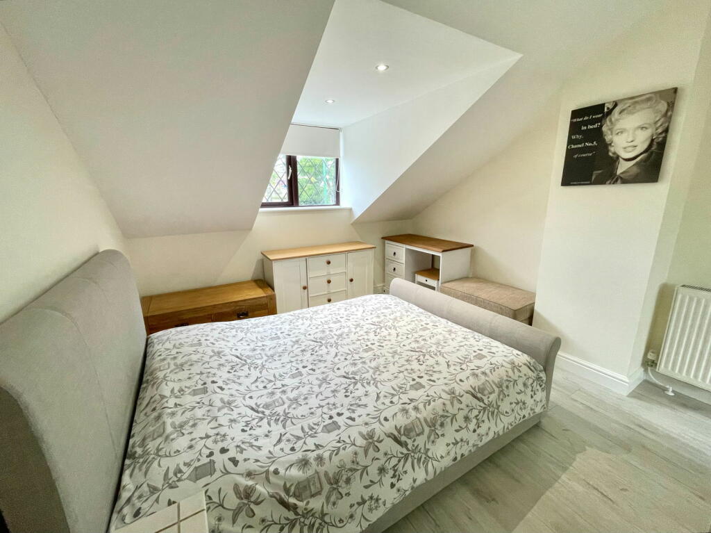 Additional image 7 of Kinsham Drive, Hillfield