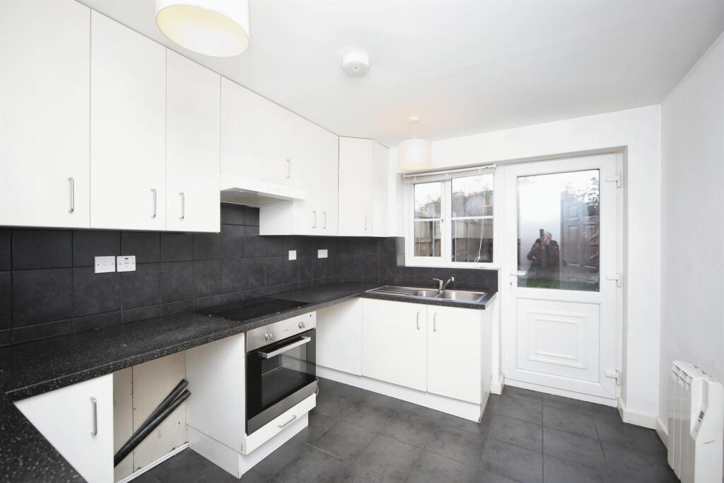 Additional image 17 of High Street, Studley