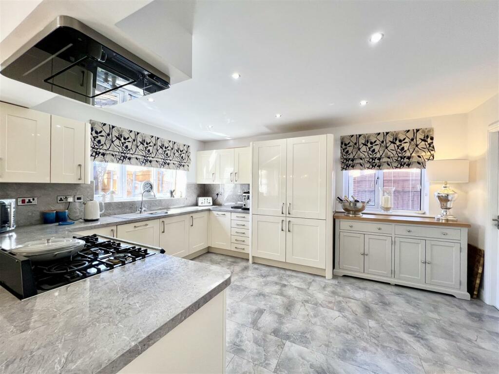 Additional image 34 of Hodgetts Drive, Halesowen