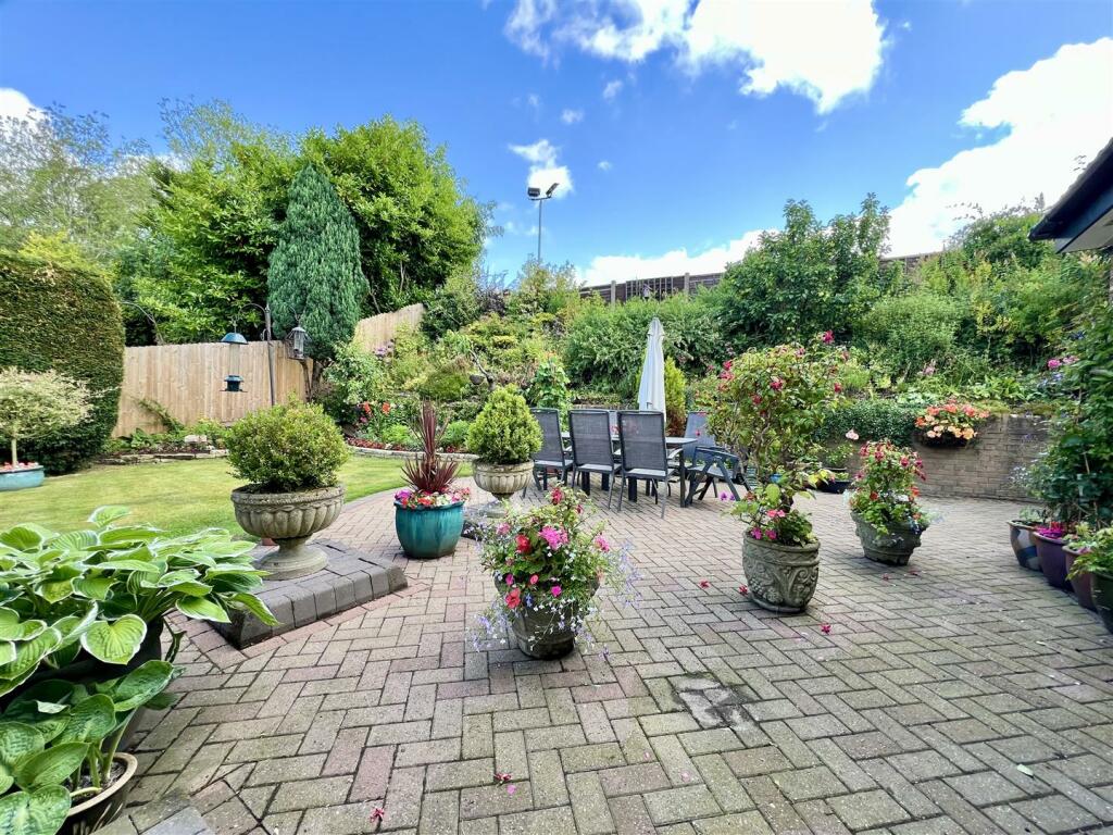 Additional image 39 of Cloister Drive, Halesowen