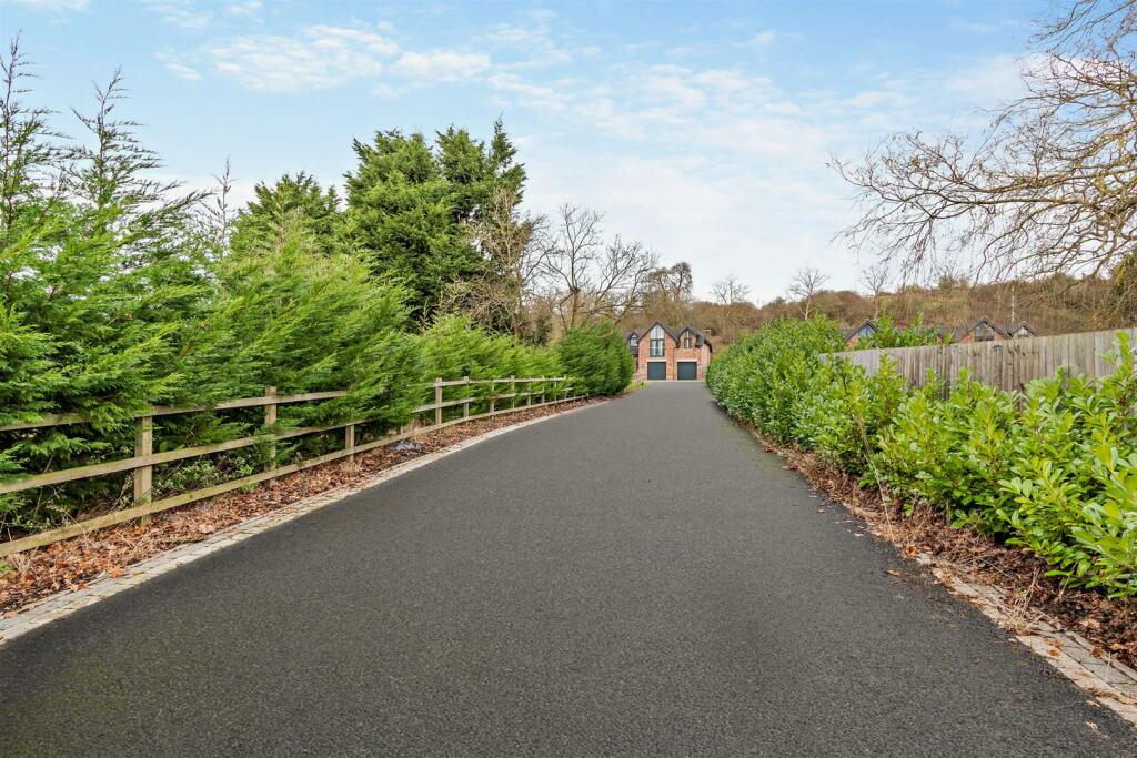 Additional image 44 of De Montfort House, Haven Pastures, Henley-in-Arden