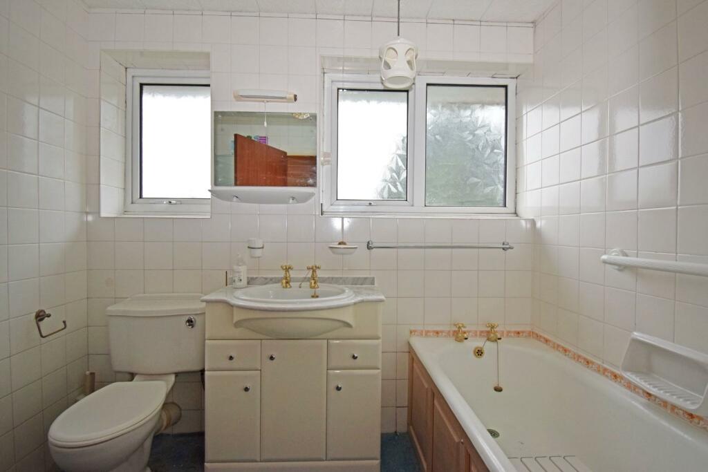 Additional image 12 of Estonia, 70 Throckmorton Road, Alcester, Warwickshire, B49 6QJ