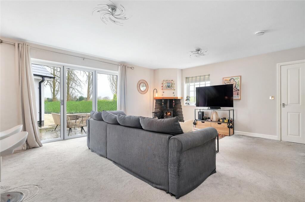 Additional image 4 of Newton Lodge, Newton Regis, Tamworth