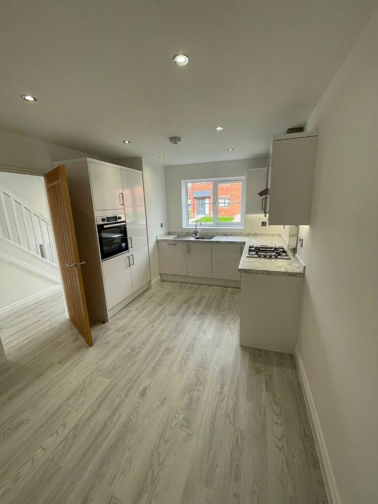 Additional image 5 of The Woodlands, Oldbury, West Midlands, B68