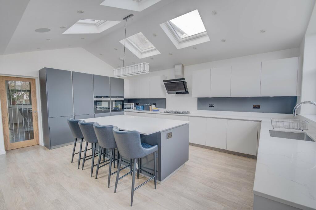 Additional image 4 of Sharmans Cross Road, Solihull, West Midlands, B91