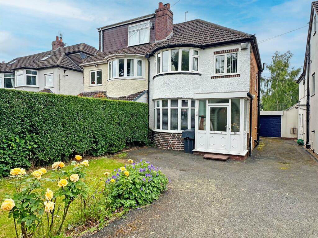 Middle Lane, Nr Wythall, Birmingham, B38 0DY