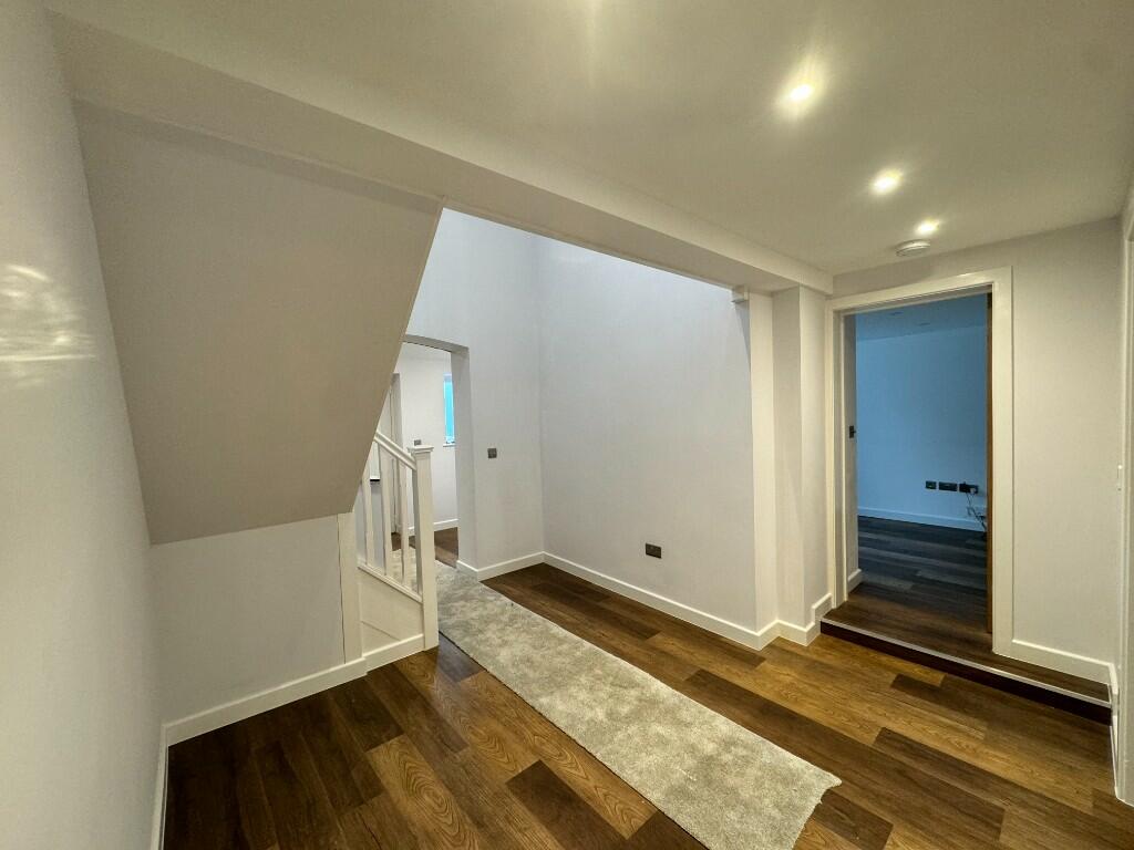 Additional image 15 of Vine Cottage, Dunnington, B49