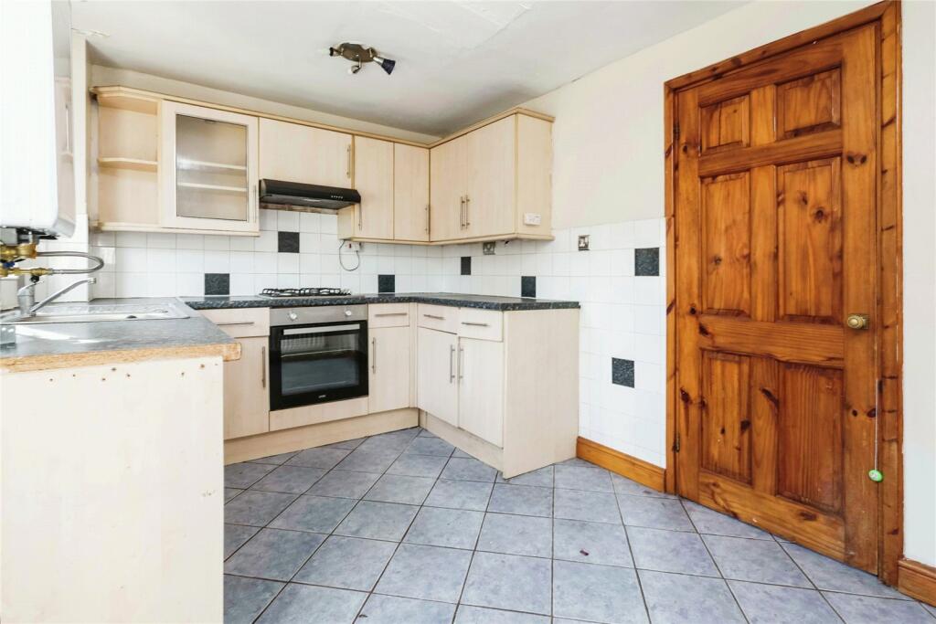 Additional image 4 of Tompstone Road, West Bromwich, West Midlands, B71