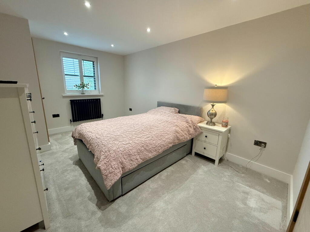 Additional image 29 of Shutt Lane, Earlswood