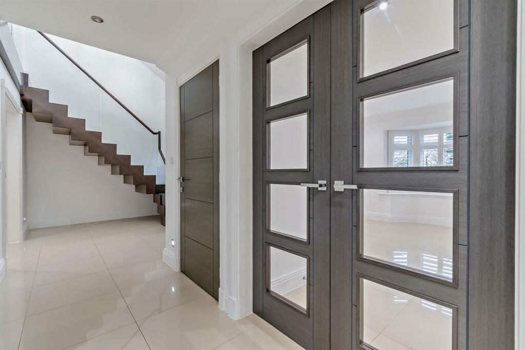 Additional image 15 of De Montfort House, Haven Pastures, Henley-in-Arden