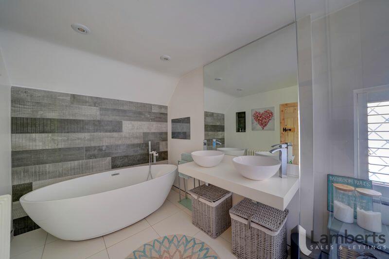 Additional image 43 of Droitwich Road, Hanbury