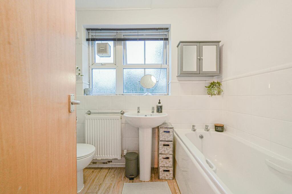 Additional image 10 of St. Lawrence Close, Knowle, B93