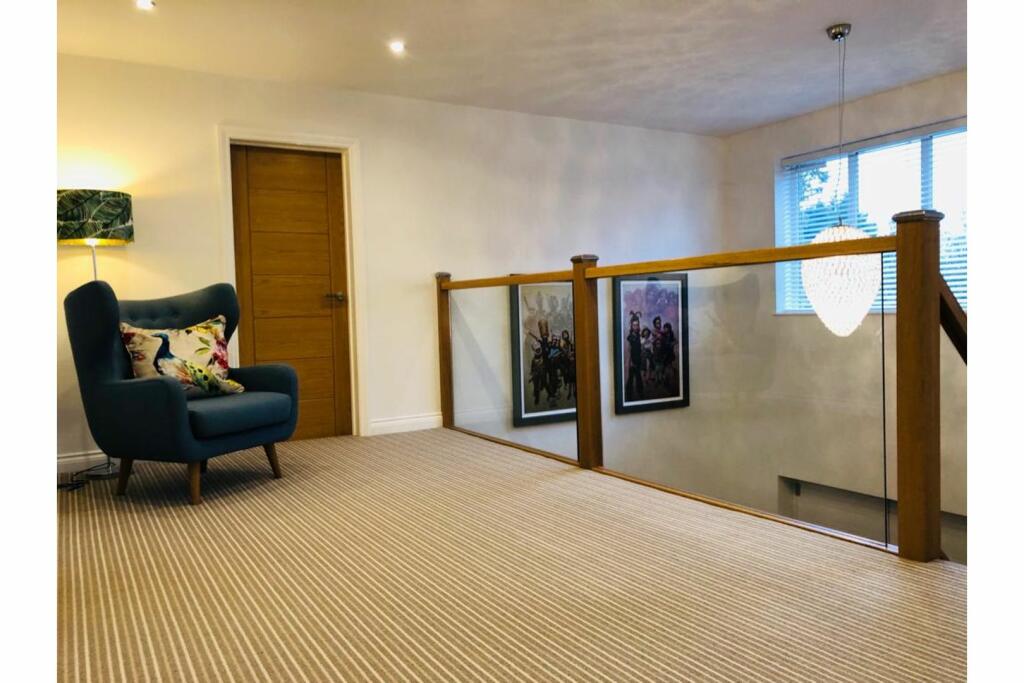 Additional image 28 of Widney Manor Road, Solihull, B91
