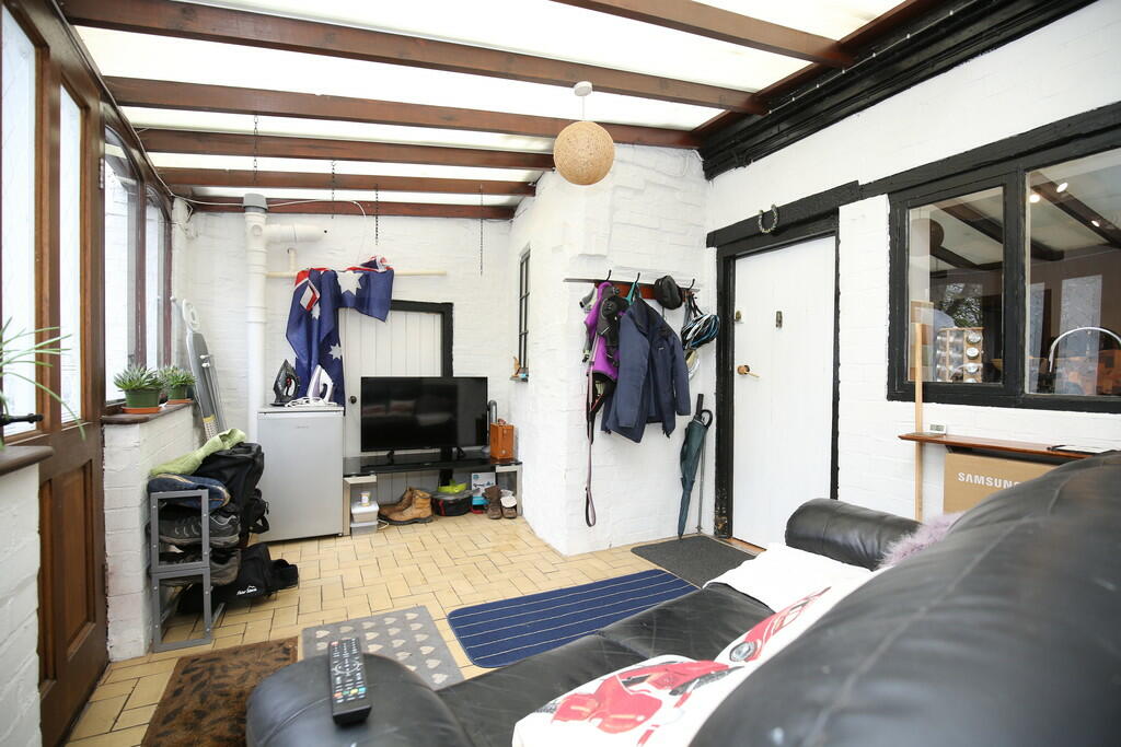 Additional image 18 of High Street , Polesworth