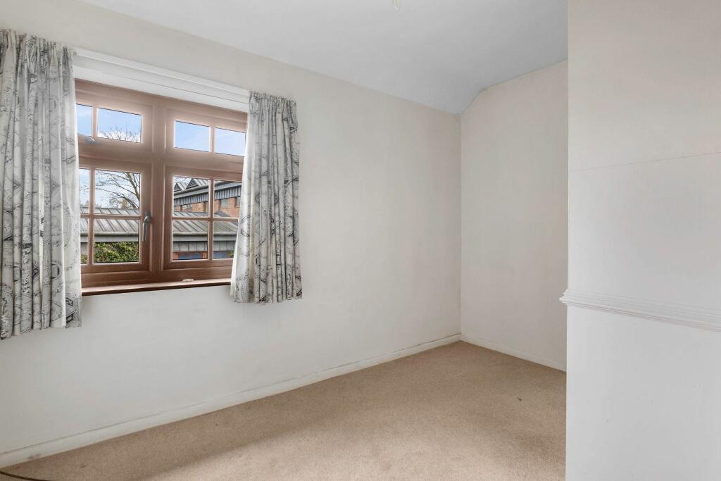 Additional image 7 of Seggs Lane, Alcester, B49