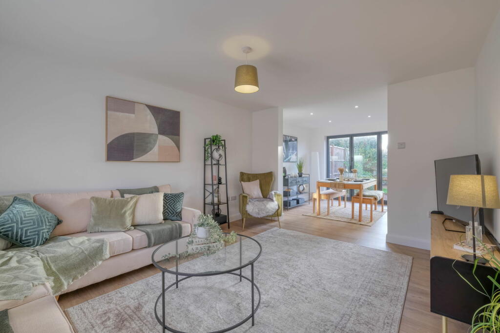 Additional image 19 of Radway Close, Church Hill North, Redditch