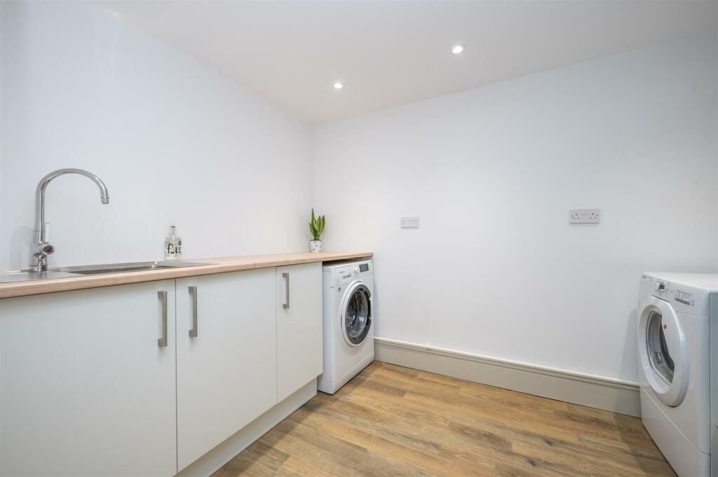 Additional image 10 of Stratford Road, Bidford-On-Avon, Alcester