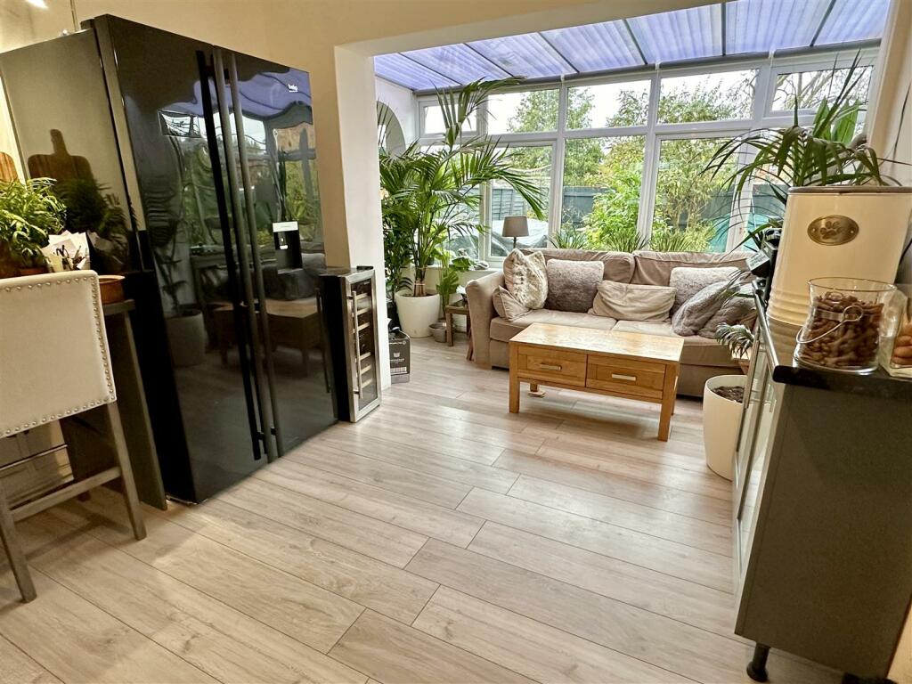 Additional image 10 of Castle Road, Alcester