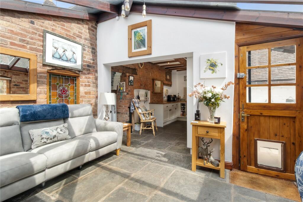 Additional image 11 of The Square, Alvechurch, Birmingham, Worcestershire, B48