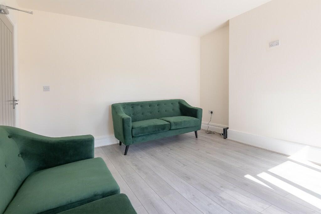 Additional image 7 of While Road, Sutton Coldfield, West Midlands, B72