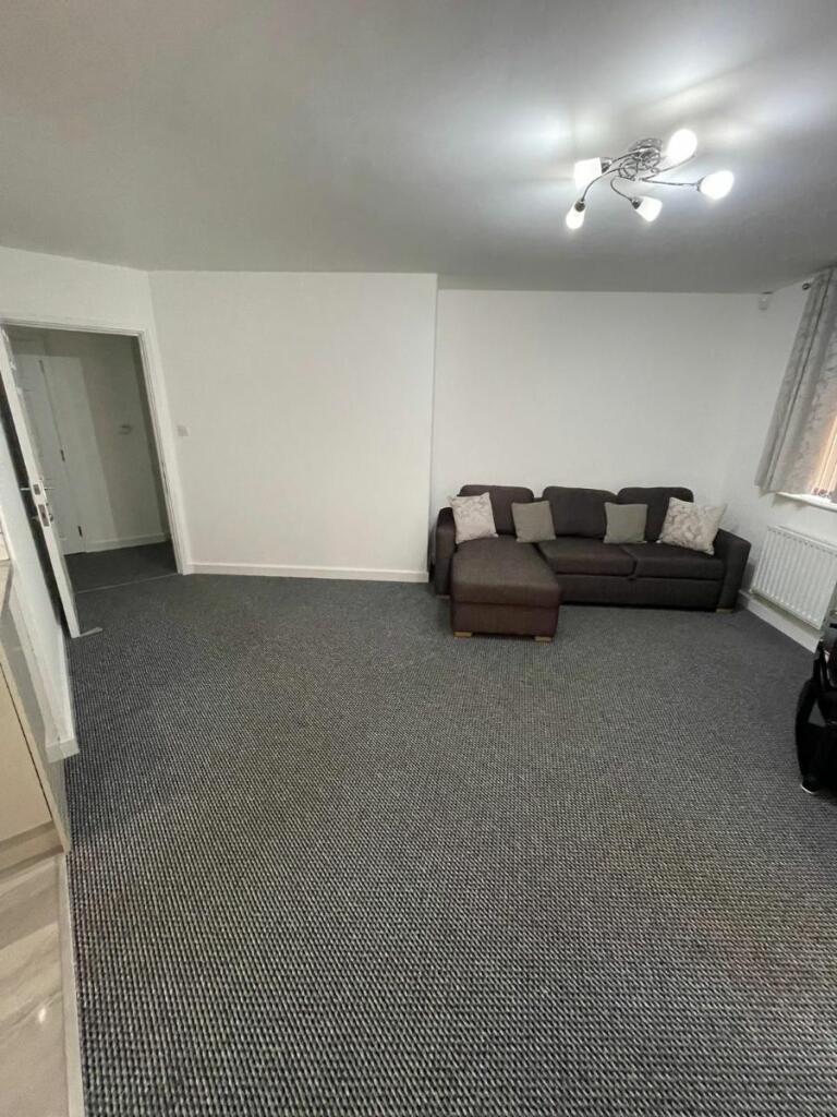 Additional image 14 of Broadway Court, Oldbury, B68 9EE