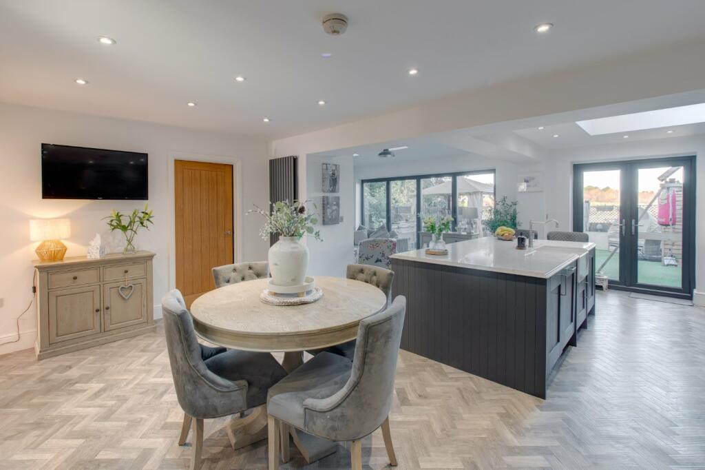 Additional image 2 of Mercer Close, Bromsgrove, Worcestershire, B61