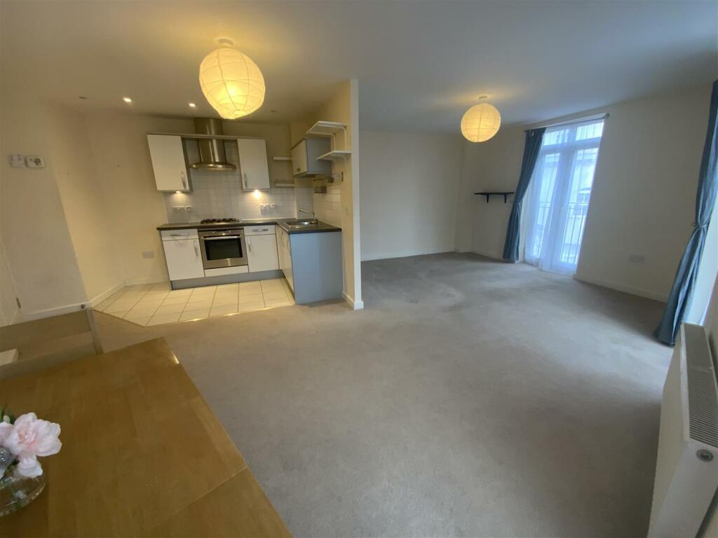 Additional image 12 of Dickens Heath, Solihull