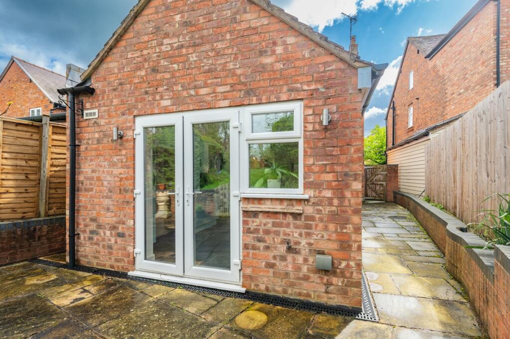 Additional image 27 of Chestnut Walk, Henley in Arden, Warwickshire, B95