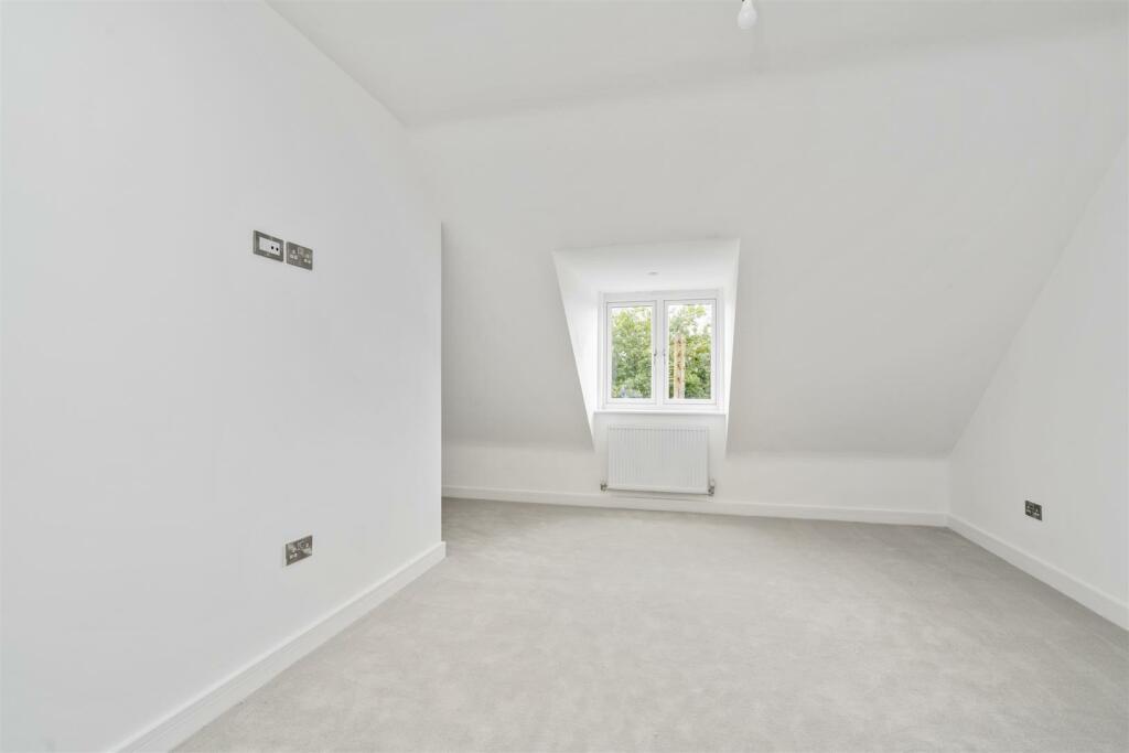 Additional image 9 of Lakeside View, Alcester Road, Wythall
