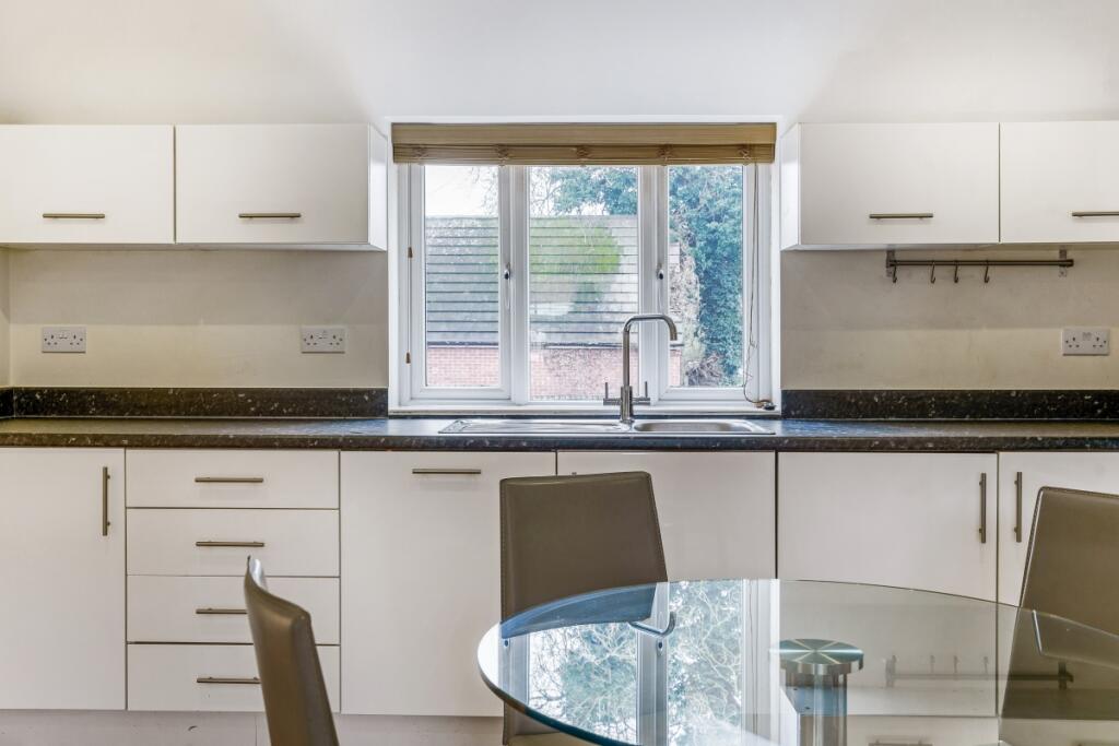 Additional image 10 of Market Way Henley In Arden B95