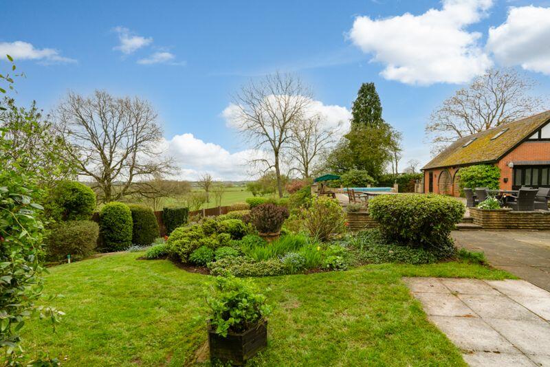 Additional image 63 of Bromsgrove Road, Hunnington, Halesowen