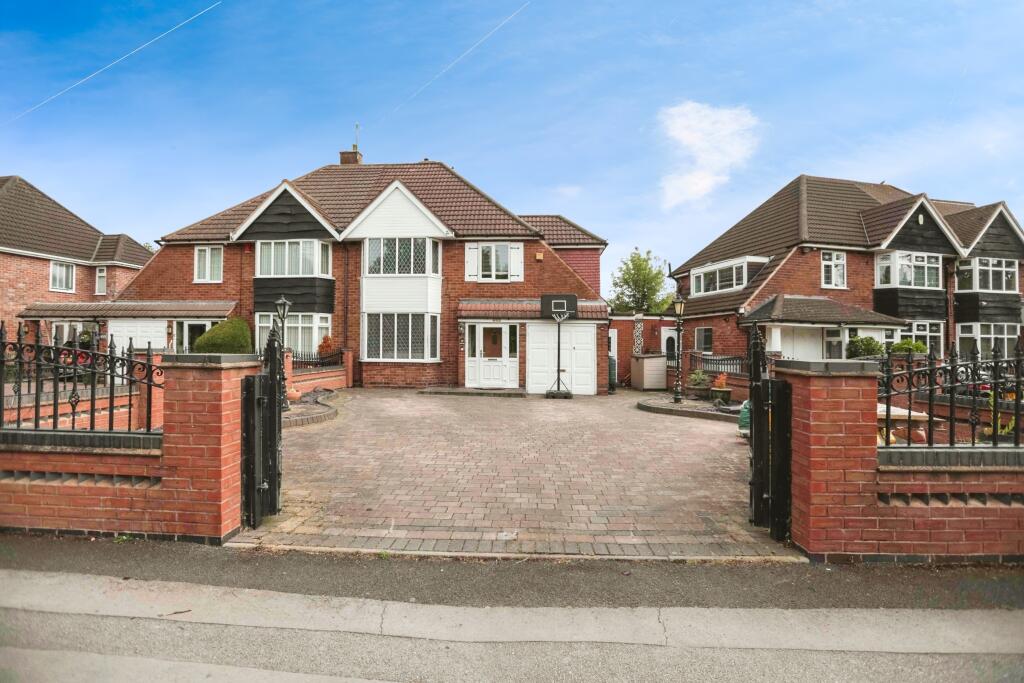 Chester Road, Castle Bromwich, Birmingham, West Midlands, B36