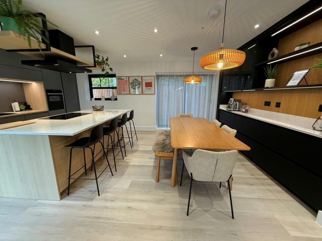 Additional image 9 of Shutt Lane, Earlswood