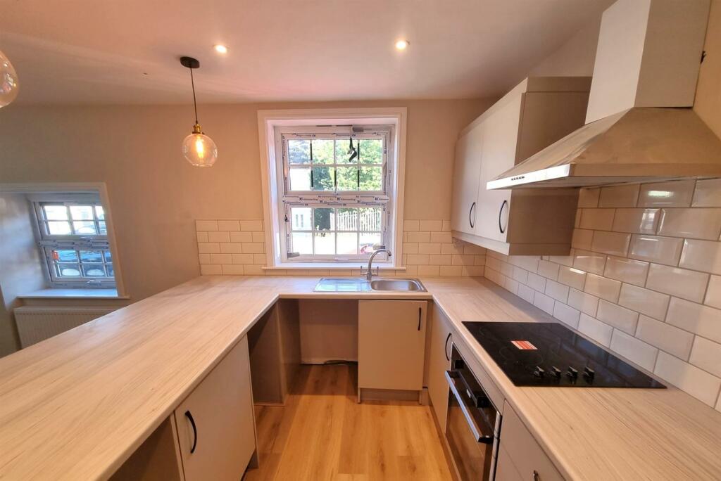 Additional image 8 of Carls Cottage, 435 Watling Street, Twogates, Tamworth