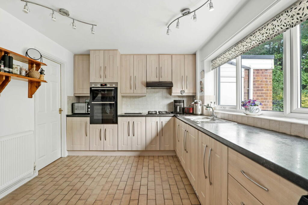 Additional image 20 of Charlecote Close, Redditch, B98 0TQ