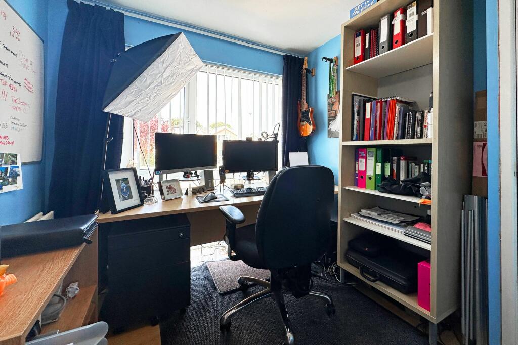 Additional image 6 of Woodrow Crescent, Knowle, B93