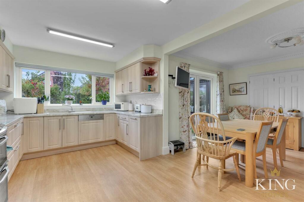 Additional image 6 of Holt Gardens, Studley