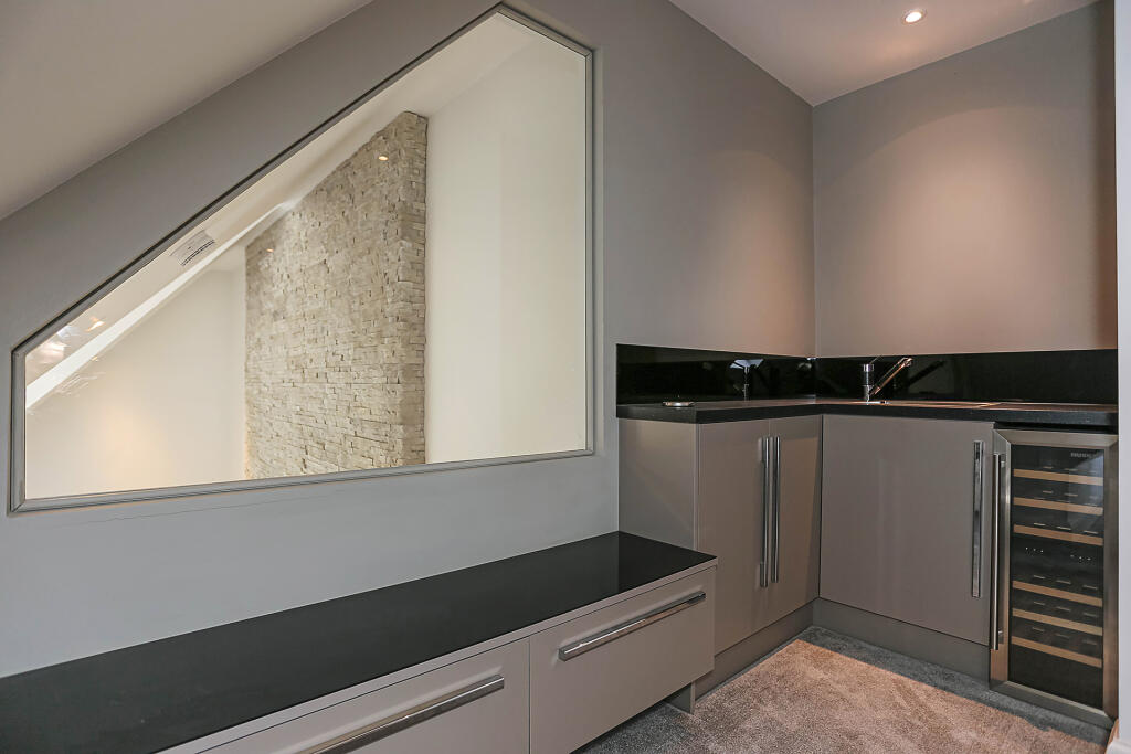 Additional image 56 of 21 The Crescent, Hampton-in-Arden, Solihull