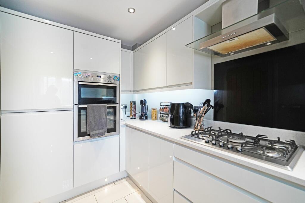 Additional image 5 of Trinity Way, Shirley, B90