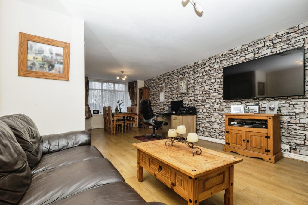 Additional image 4 of Farnworth Grove, Castle Bromwich, Birmingham, B36