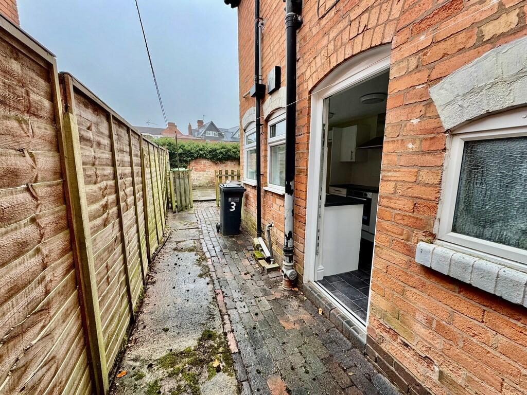 Additional image 13 of Grove Avenue, Solihull, West Midlands