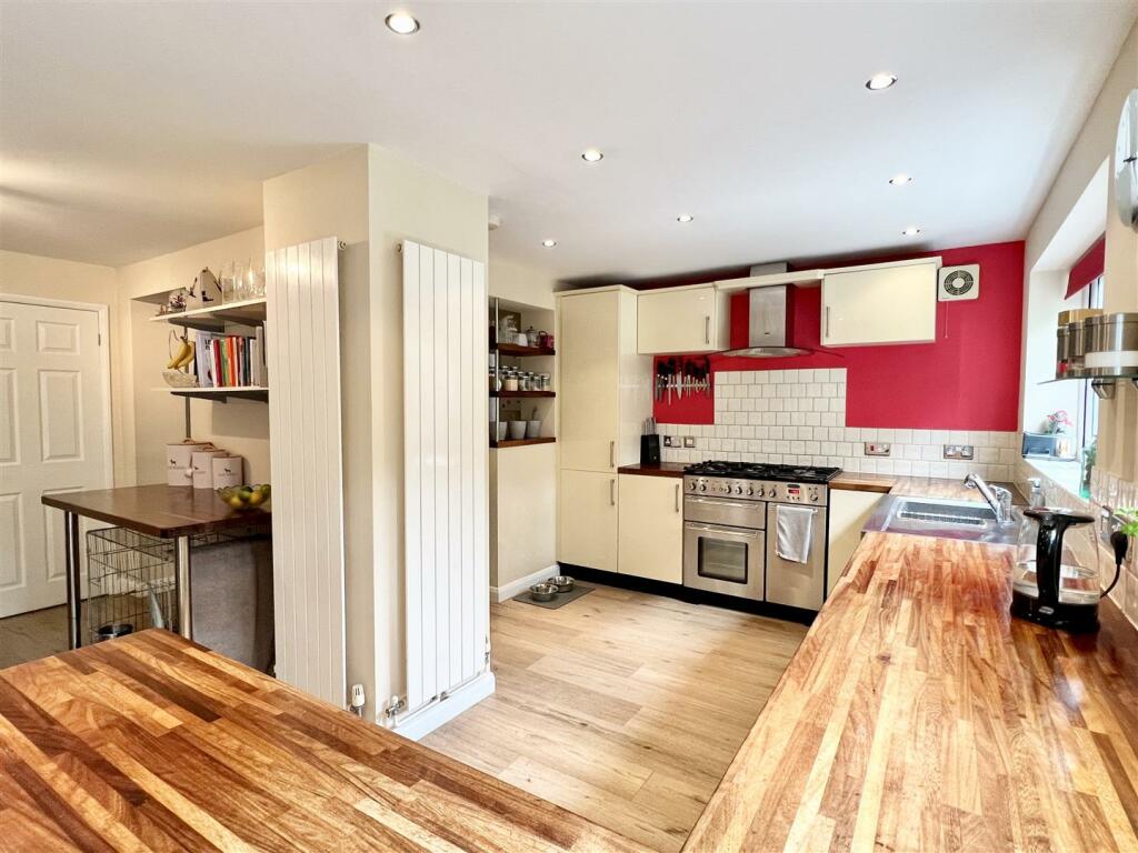 Additional image 6 of Mission Close, Cradley Heath