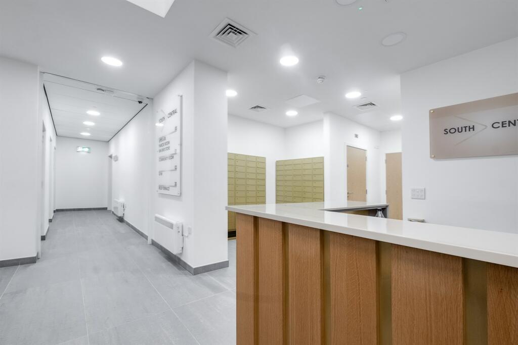 Additional image 18 of South Central, B5