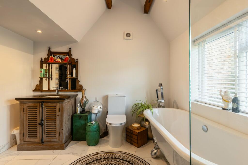 Additional image 18 of High Street, Henley-in-Arden, Warwickshire, B95