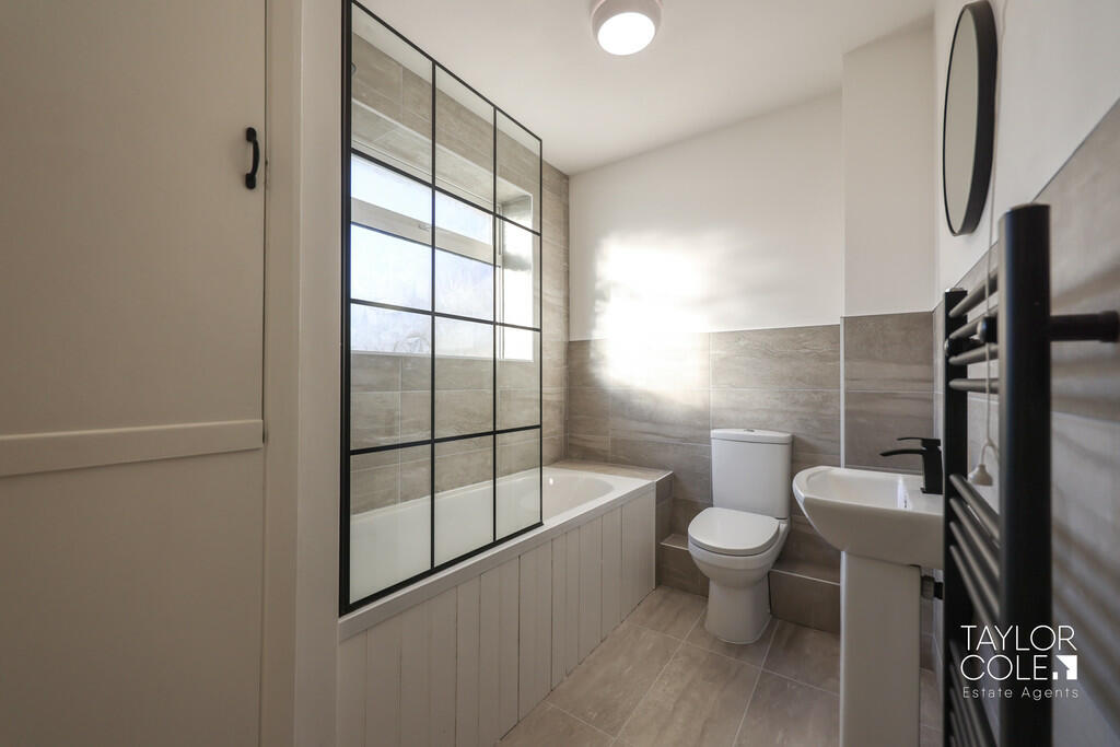 Additional image 15 of Tamworth Road, Kettlebrook